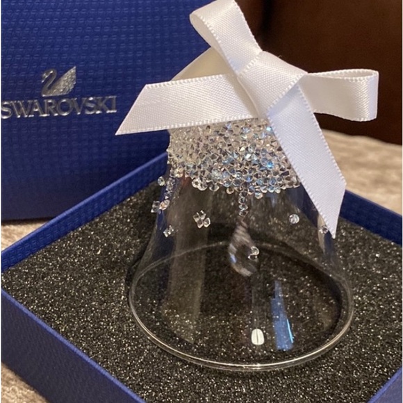 🔔 NIB SWAROVSKI CHRISTMAS BELL ORNAMENT - Picture 1 of 5